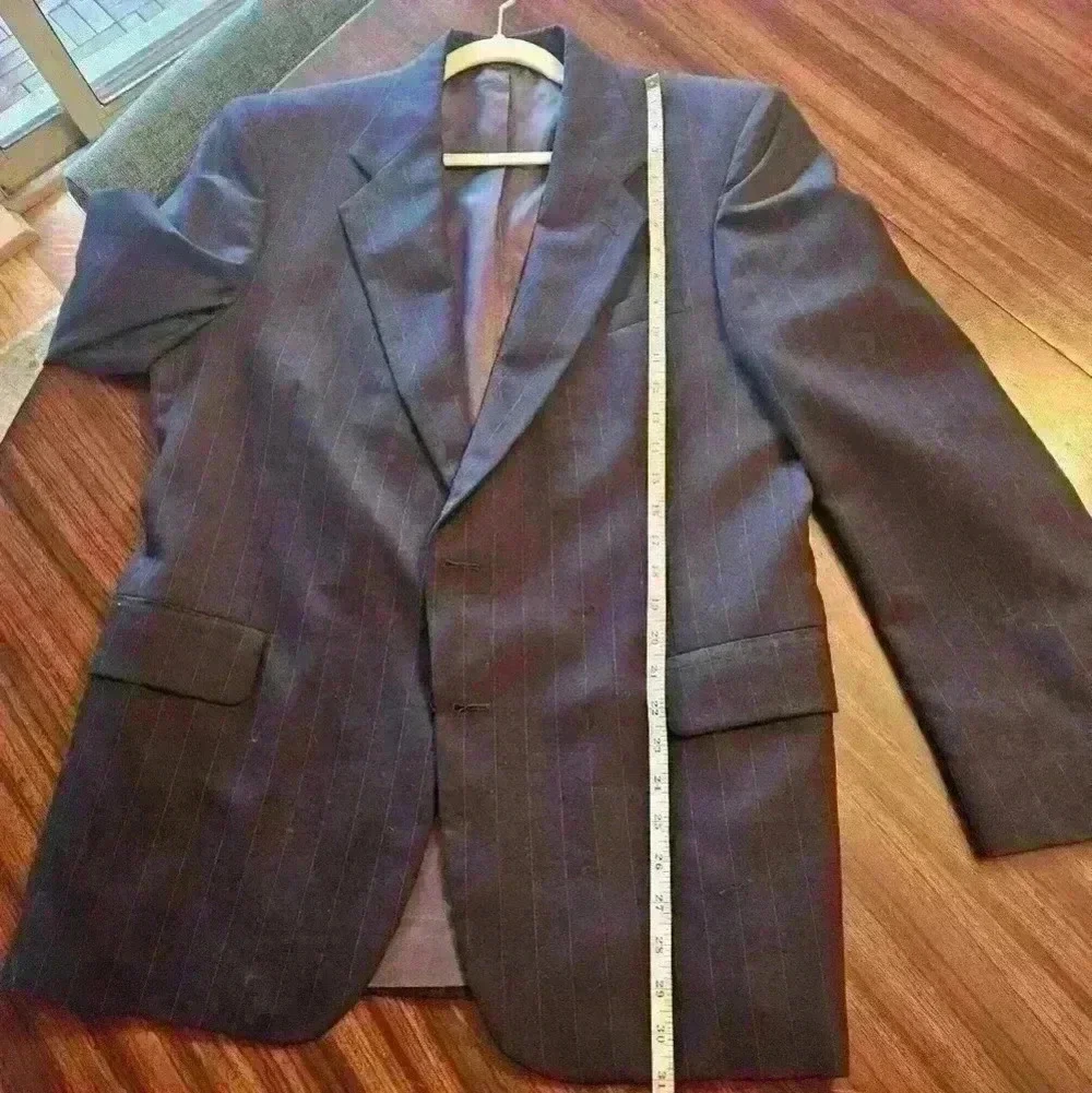 Sterling and Hunt Luxe Dark Navy Pinstripe 100% Wool Blazer Sz 42R EUC